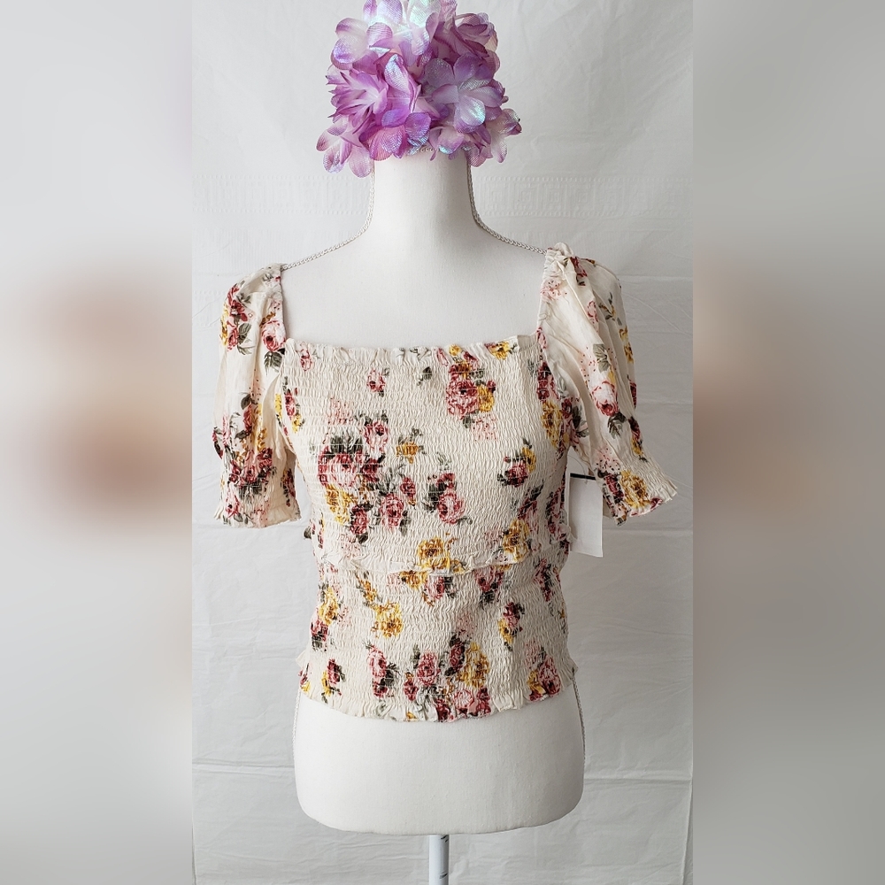 DEREK HEART Rose Floral Short Sleeve Top Casual